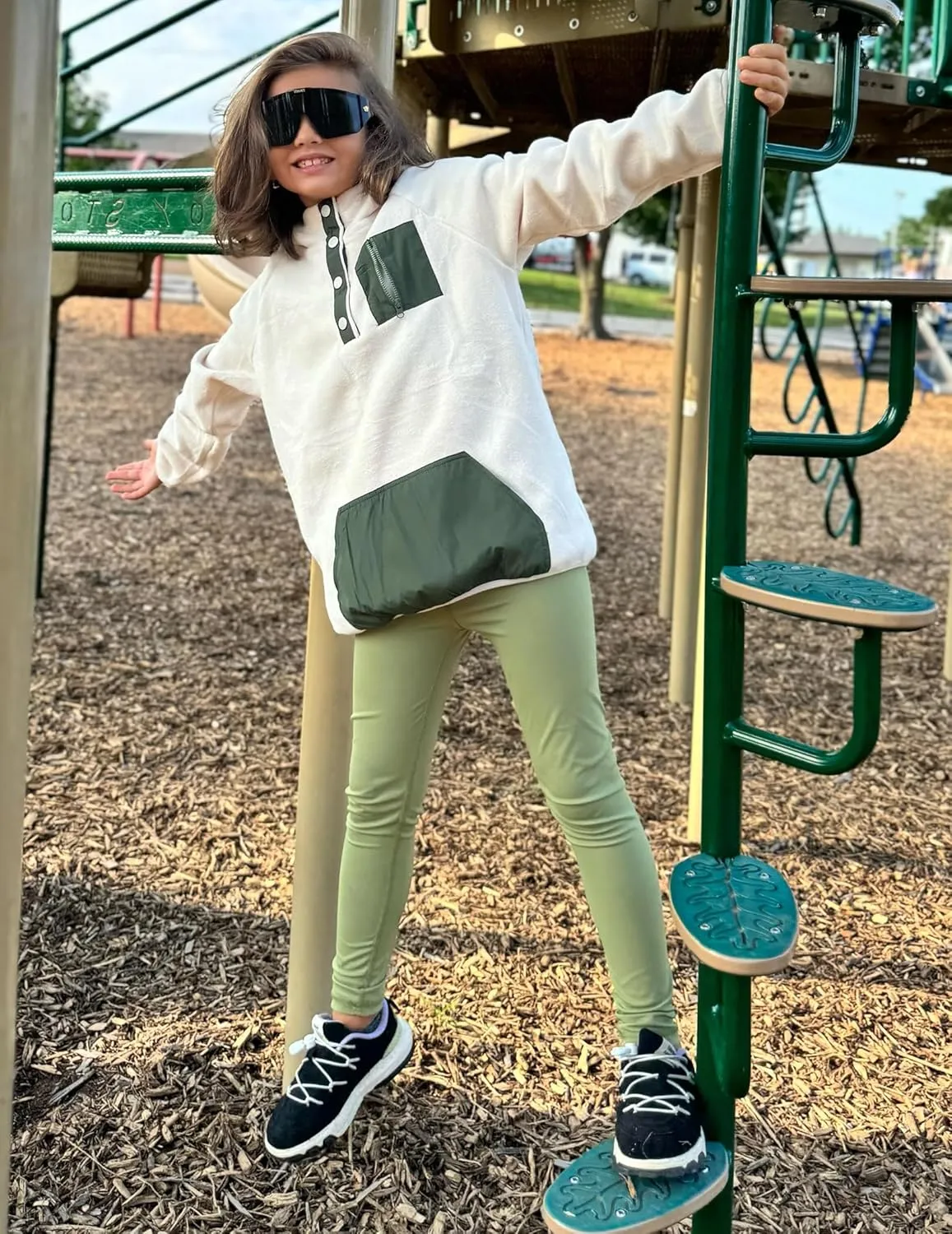 Arshiner Girls Fleece Pullover Hooded Sweatshirt Colorblock Sherpa Hoodie for Teen Girl Winter Button Jacket Coat with Pocket