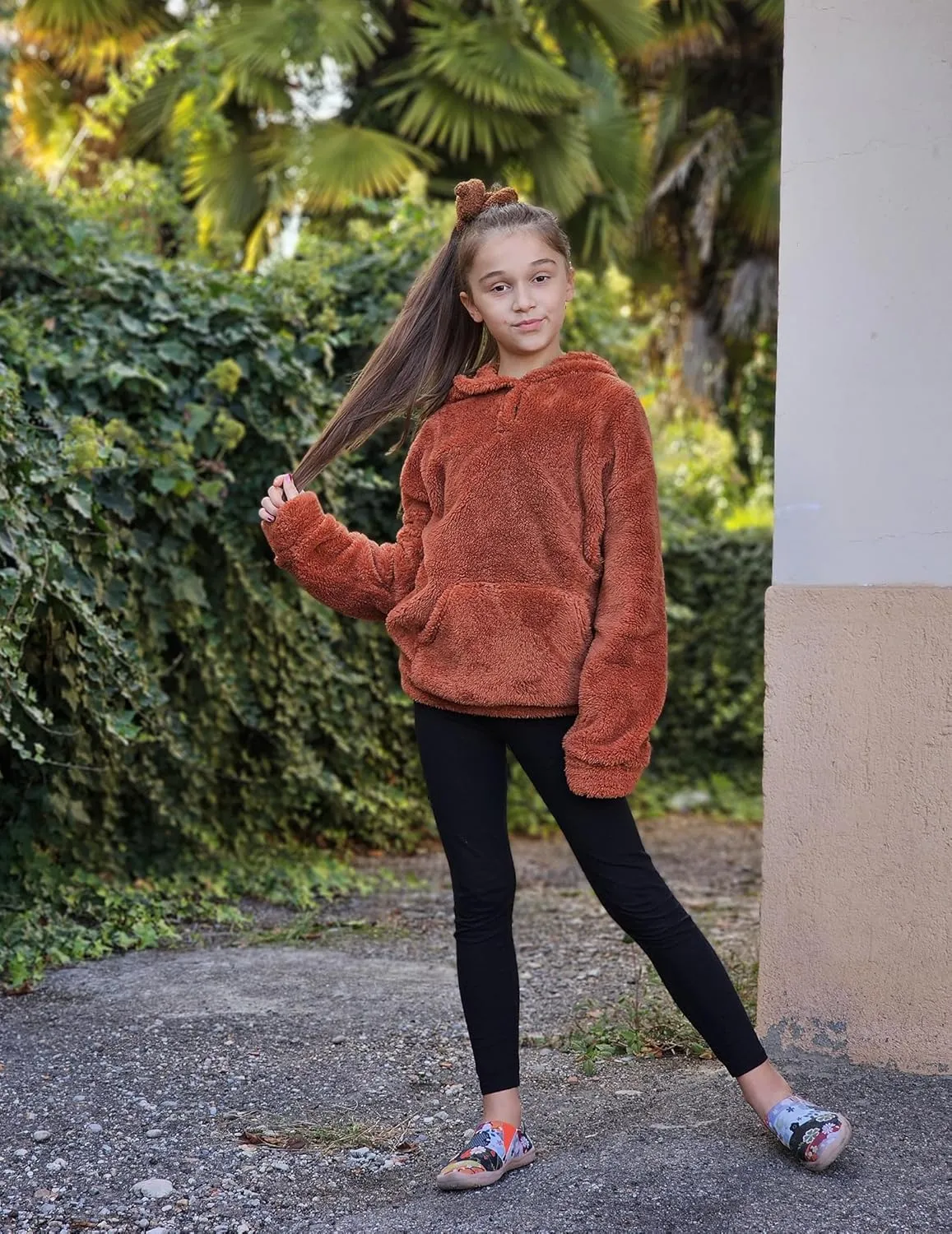 Arshiner Girls Hoodie Sherpa Fleece Pullover Hooded Sweatshirt for Girl Button Up Casual Outerwear Coat With Pockets