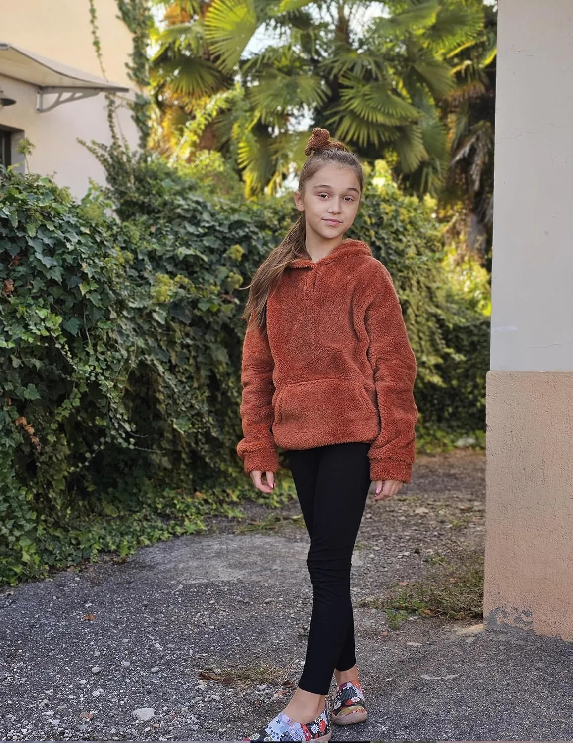 Arshiner Girls Hoodie Sherpa Fleece Pullover Hooded Sweatshirt for Girl Button Up Casual Outerwear Coat With Pockets