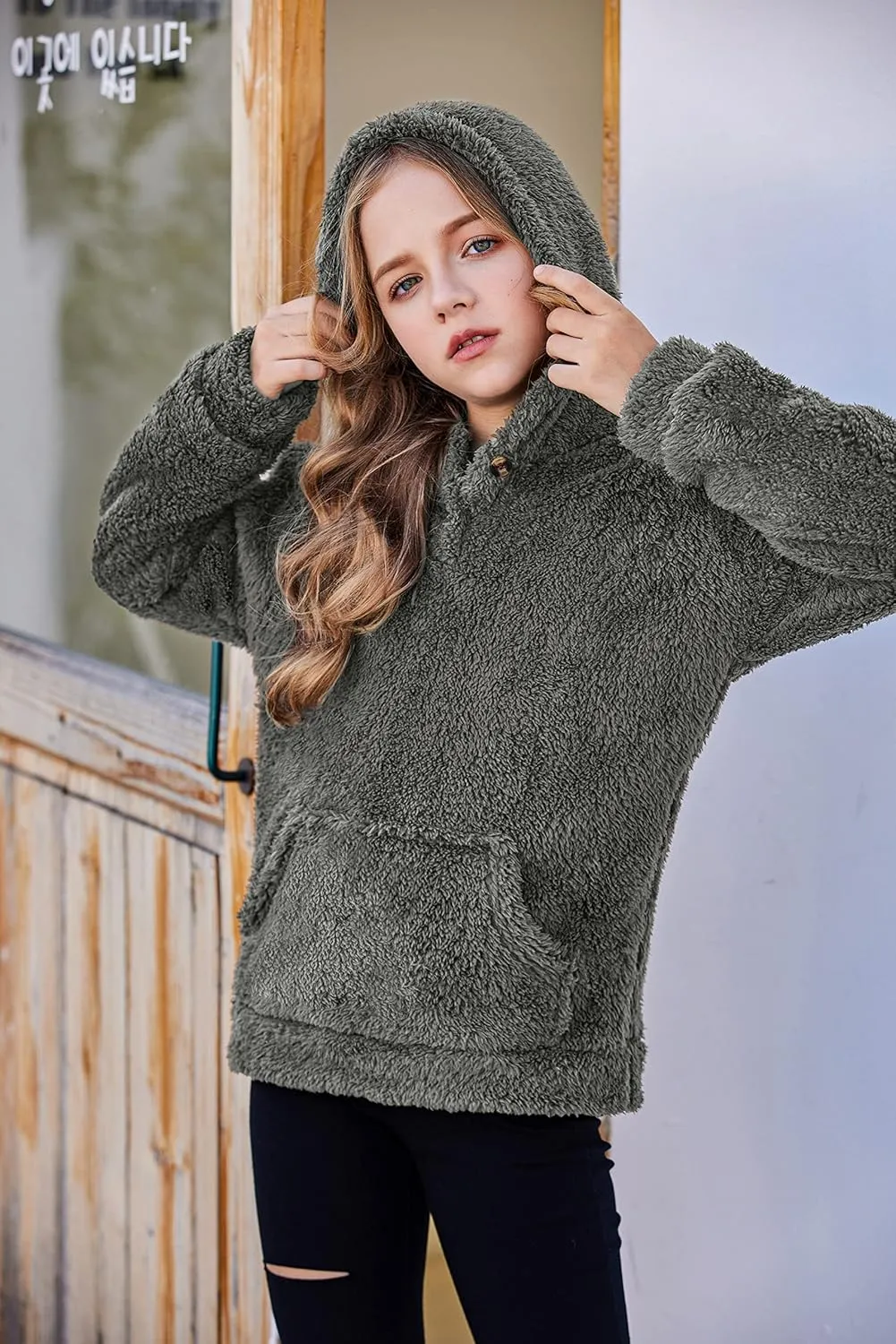 Arshiner Girls Hoodie Sherpa Fleece Pullover Hooded Sweatshirt for Girl Button Up Casual Outerwear Coat With Pockets