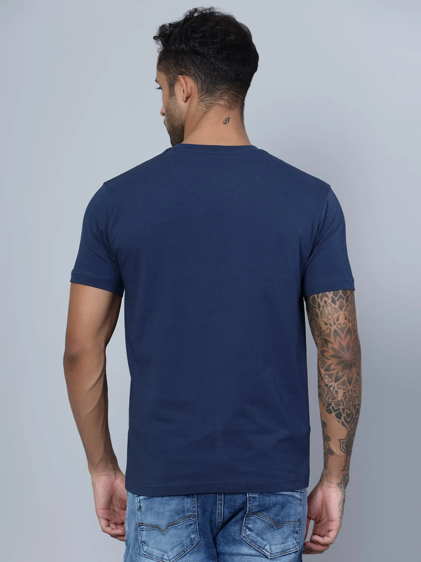 Men Round Neck Blue T-Shirt
