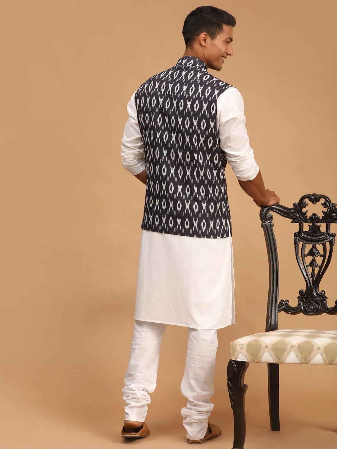 VASTRAMAY Black Ikkat Nehru Jacket Set