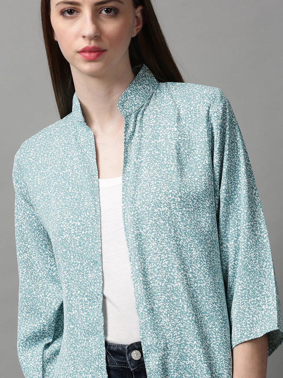 Women Green Printed Longline Shrug