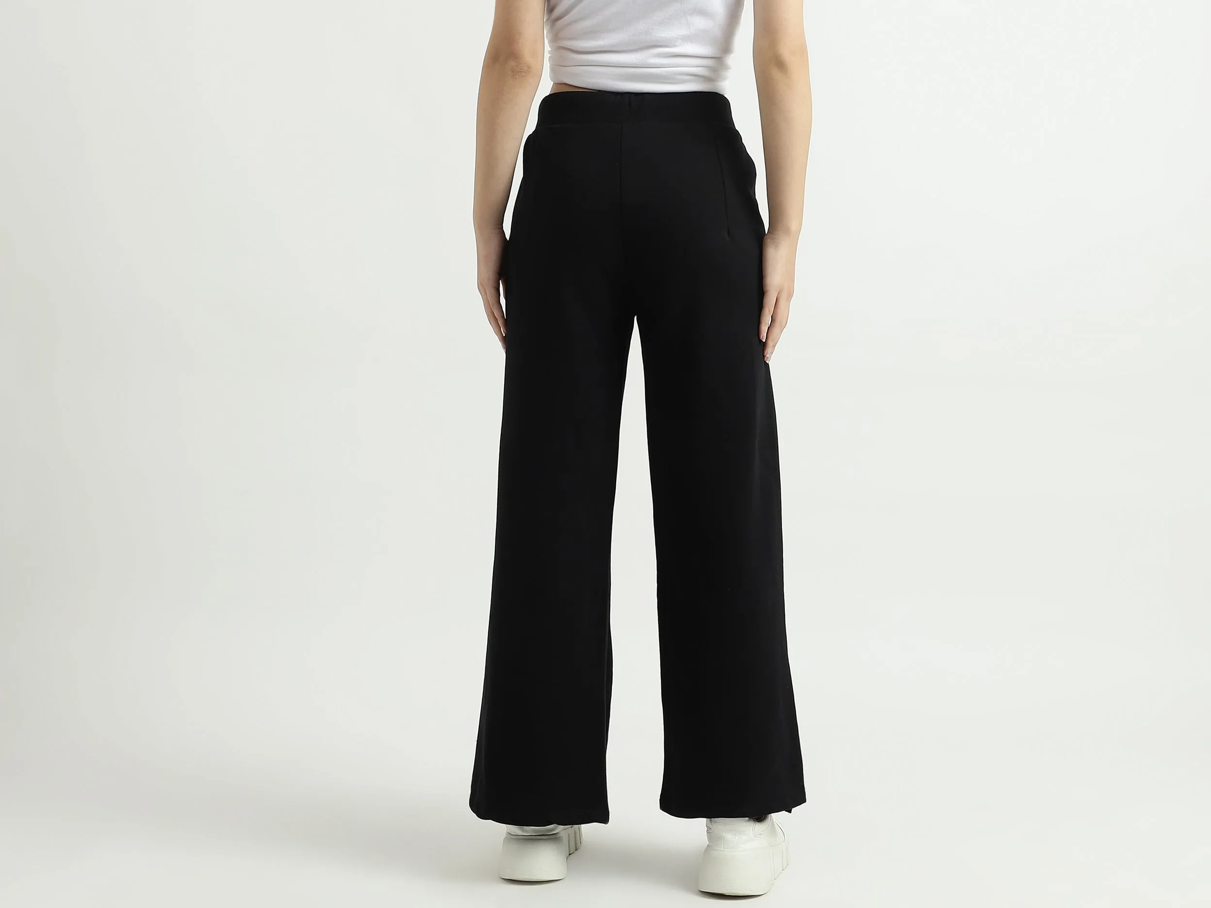 Women Solid Loose Fit Trousers
